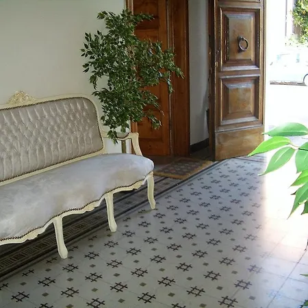 Oda ve Kahvaltı Relais Lucca
