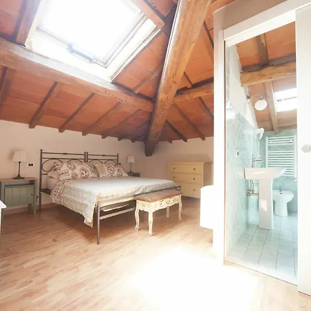 Oda ve Kahvaltı Relais Lucca