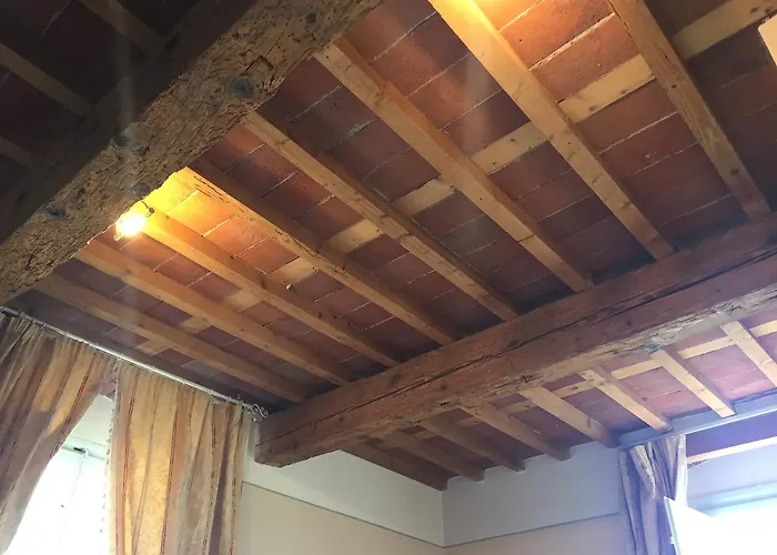 Oda ve Kahvaltı Relais Lucca